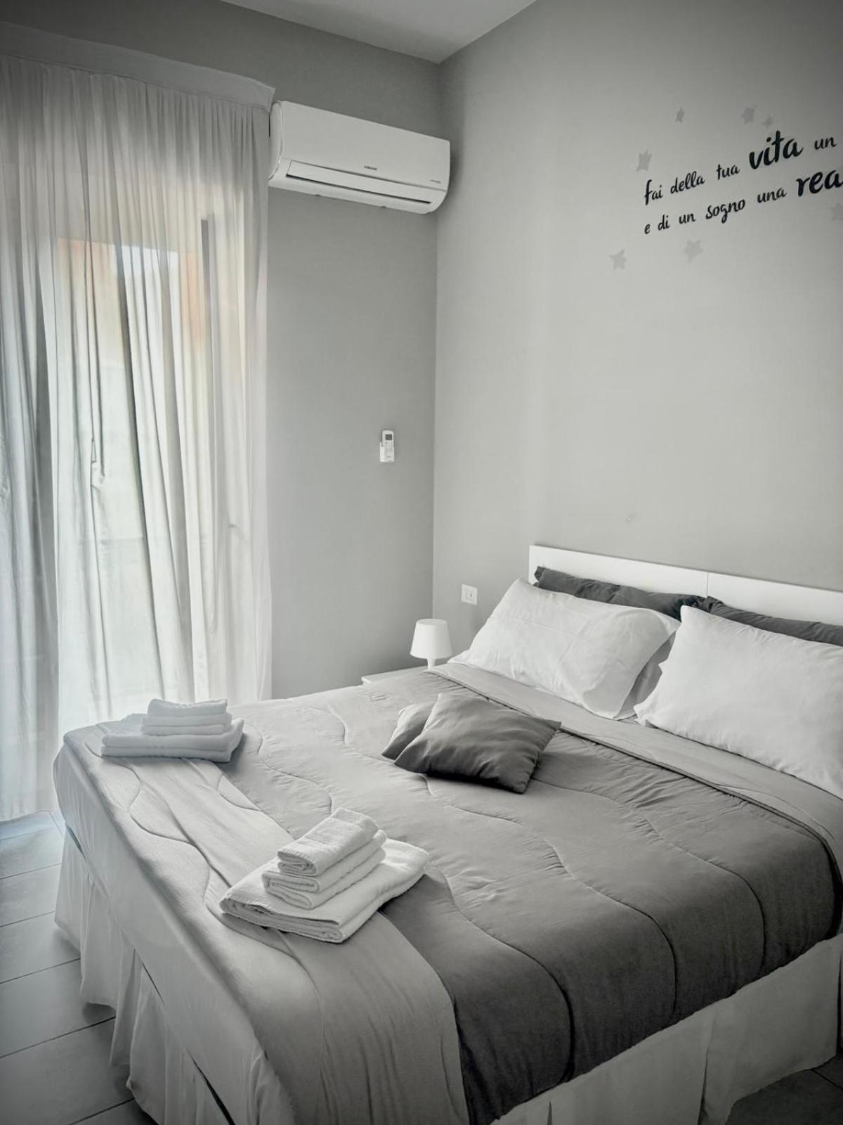 Rianna House B&B Naples Luaran gambar