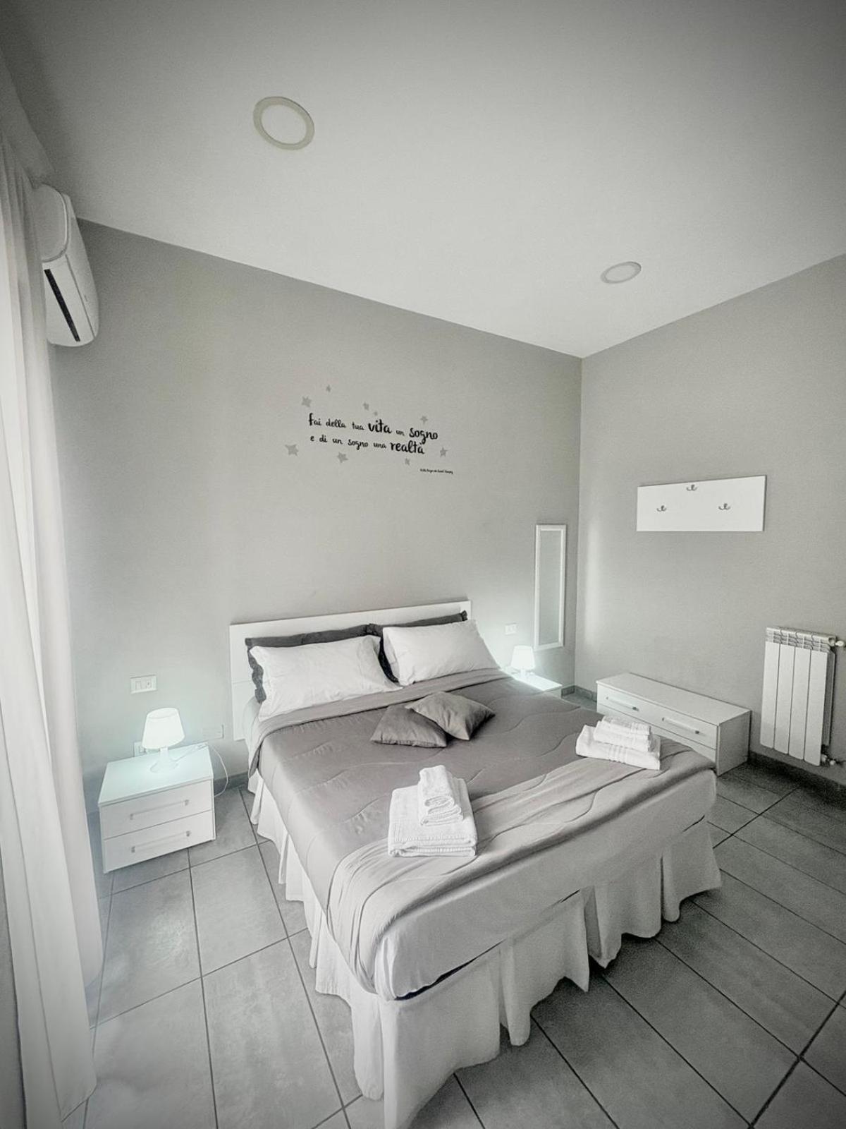 Rianna House B&B Naples Luaran gambar